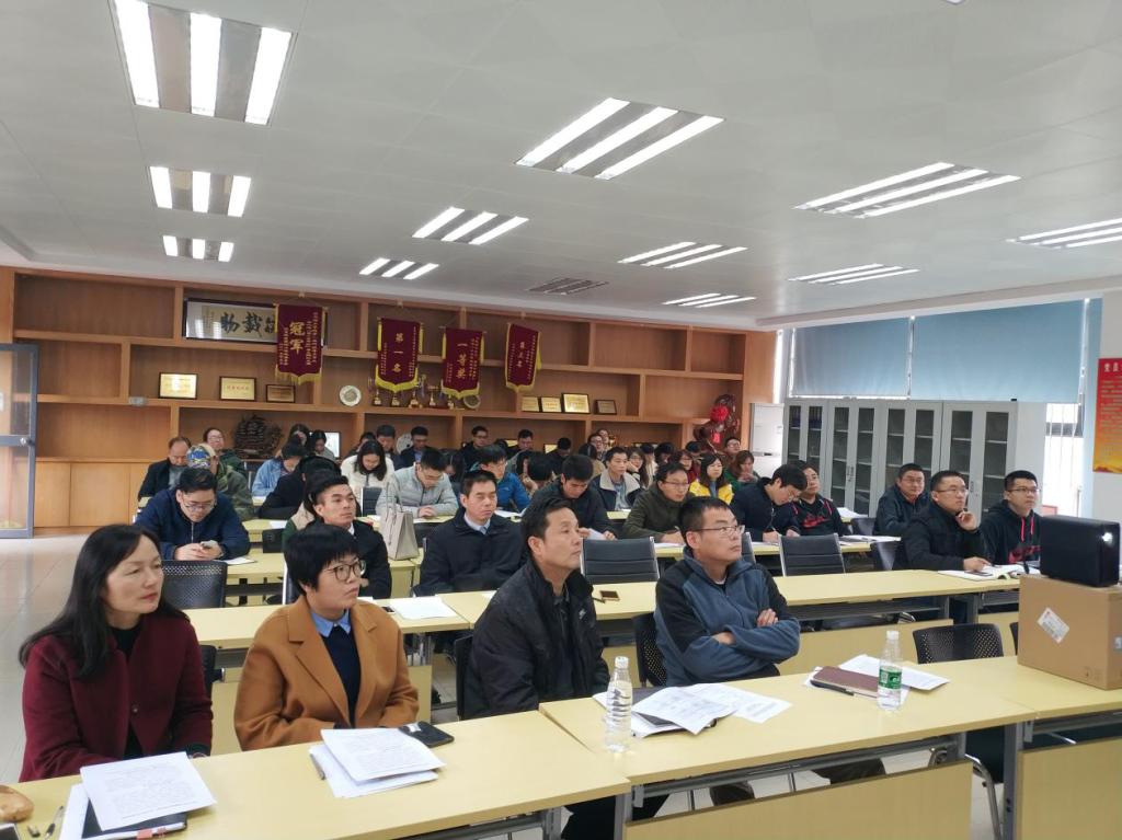 0638太阳集团教工党支部召开2018年度专题组织生活会和党员民主测评3.png
