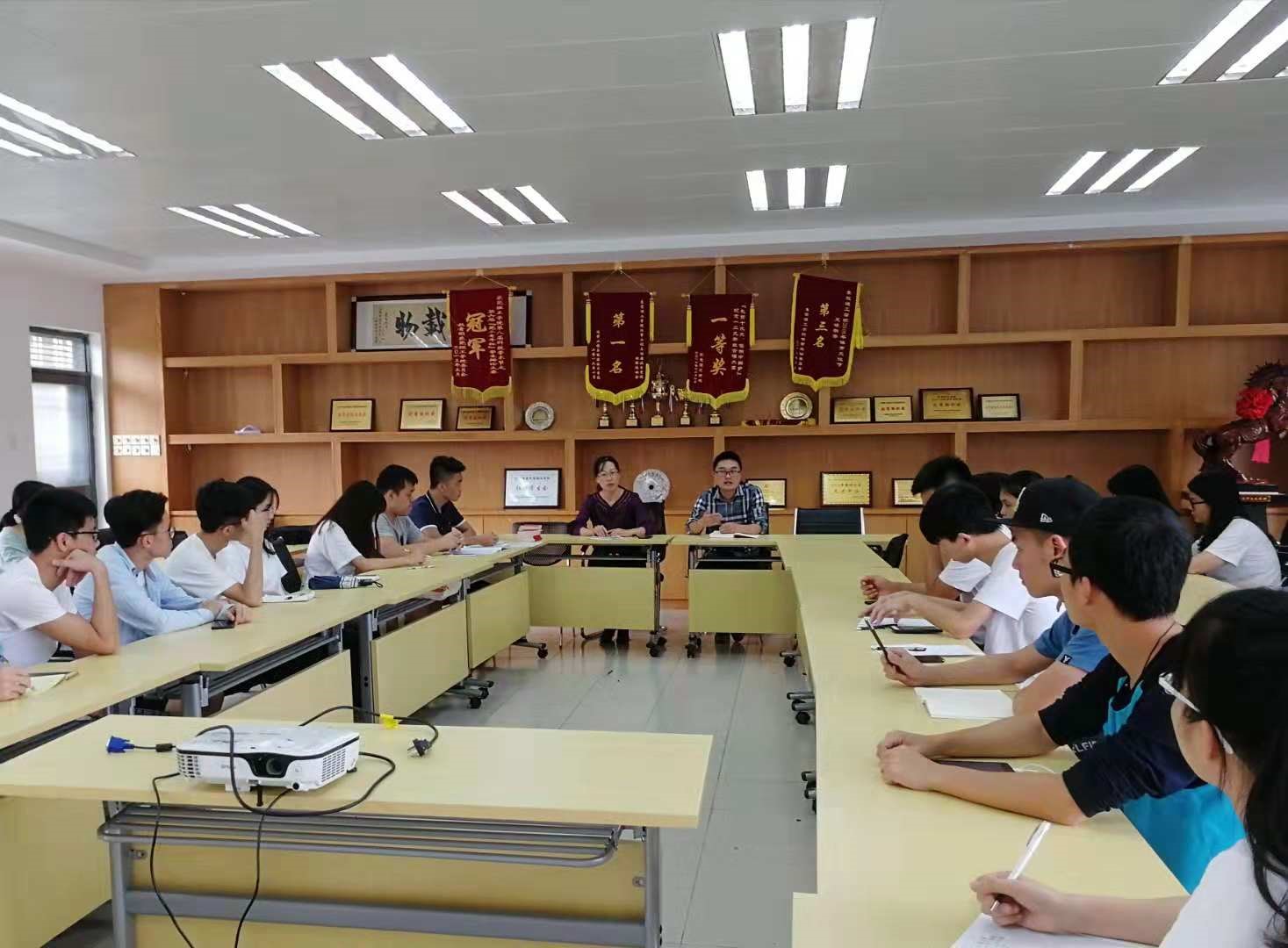 0638太阳集团召开第49期校党课培训动员会议1.jpg