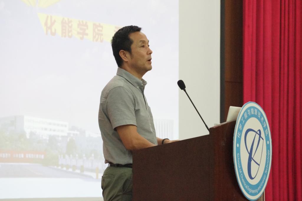 0638太阳集团党总支书记君光为2018级新生上党课-3-.JPG