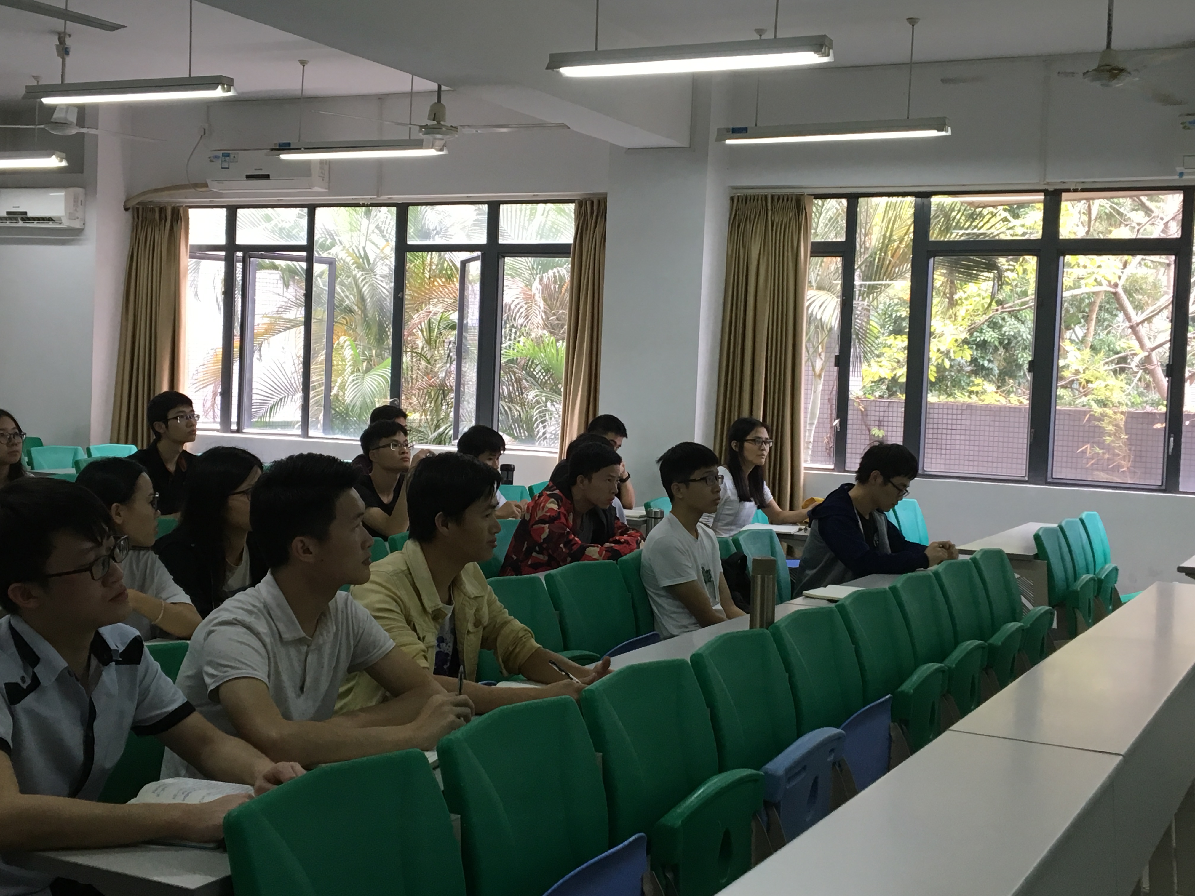 0638太阳集团学生党支部上党课学习党性修养2-1-.jpg